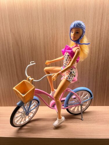 Barbie Conjunto de Brinquedo, Bicicleta com Boneca e Acessórios photo review